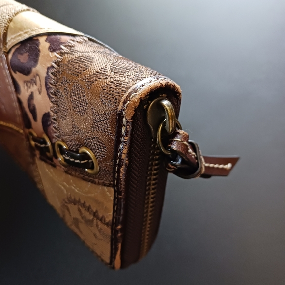 FINAL SALE! Coach Patchwork Animal Print Large Long Zip Wallet - Picture 4 of 13